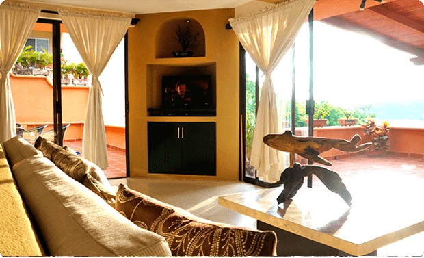 Luxury Condos in Mexico Zihuatanejo - Terraza - Punta Marina 302